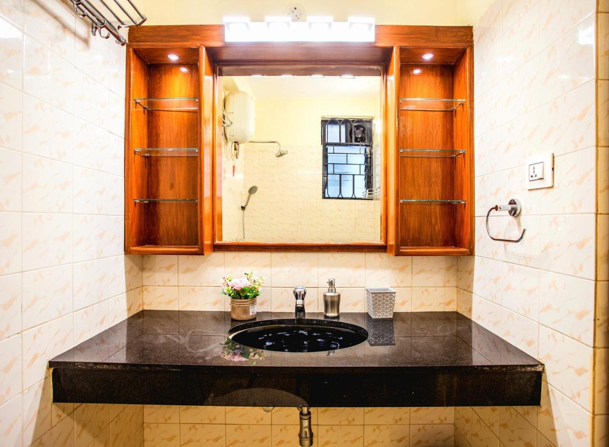 'Golden Sea Pearl' 1 Bhk Beach Apartment Benaulim Buitenkant foto