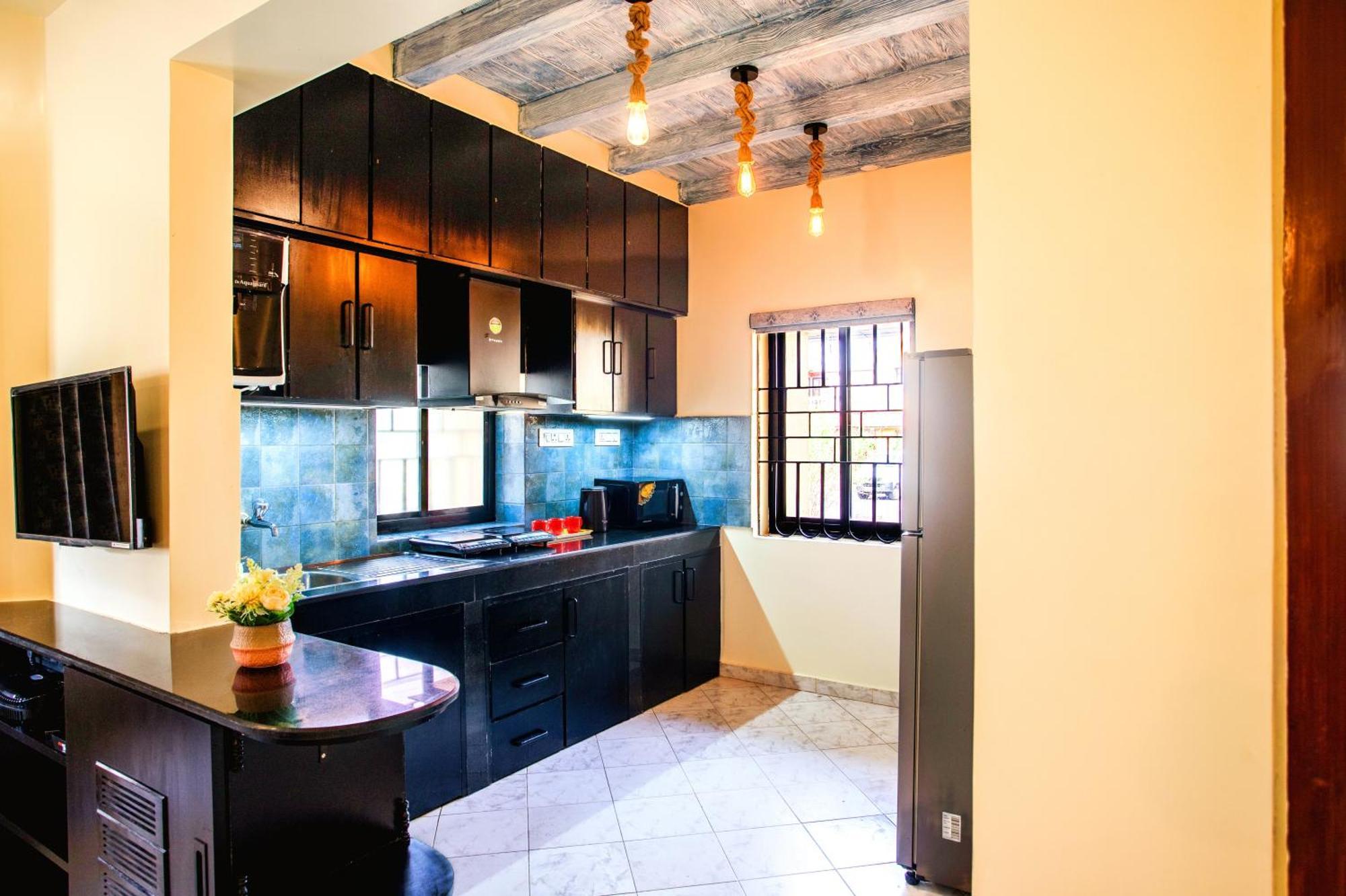 'Golden Sea Pearl' 1 Bhk Beach Apartment Benaulim Buitenkant foto